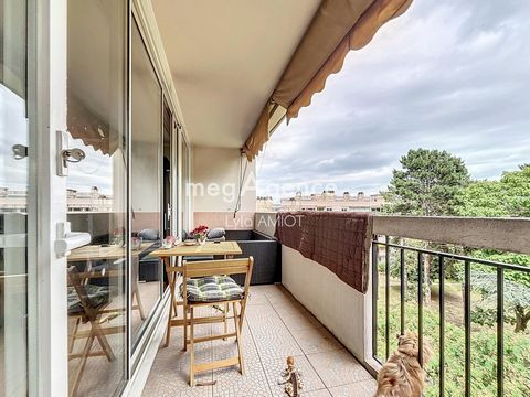 APPARTEMENT 3 PIECES AVEC BALCON, CAVE ET PARKING