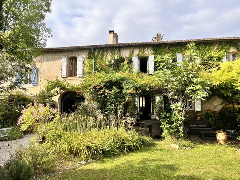 Grande maison de caractère