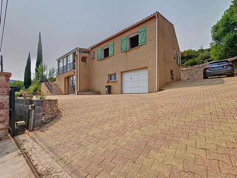 NOUVEAUTÉ À HÉRÉPIAN – Maison de caractère avec grand garage, studio indépendant, terrain de 1 200 m² et vue panoramique