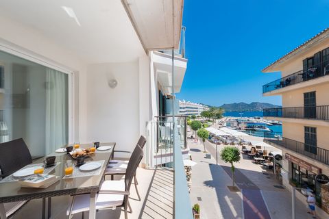 Welcome to this wonderful apartament for 4+1(extra fee) people, located only 130 metres away from the marina in Cala Bona. The views to the sea, to the marina in Cala Bona and to the mountains are, without a doubt, the best company for a delicious br...