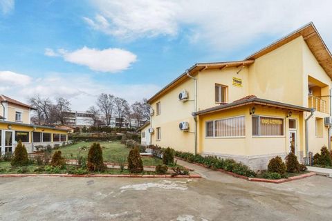 Real Estate Agency Pleven offers for sale a guest house in the village of Bukovlak. The village of Bukovlak is 3 km from the town of Pleven. The location of the property is excellent as it is next to the Town Hall of the village. Nearby is the high-t...