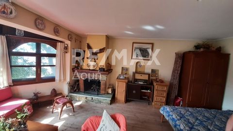 Property Code: 25321-9529 - Maisonette FOR SALE in Makrinitsa Center for €95.000 Exclusivity. This 70 sq. m. Maisonette is on the Ground floor and features 1 Bedroom, an open-plan kitchen/living room, bathroom . The property also boasts Heating syste...