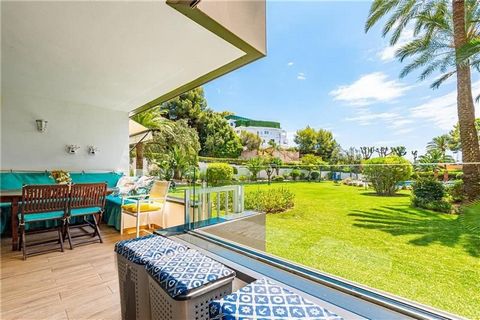 Portals. Calviá. Ground floor apartment in residential complex with swimming pool. This ground floor consists of a living room with access to the terrace, fitted and equipped kitchen, utility room, 3 double bedrooms with wardrobes, 2 bathrooms (1 en ...