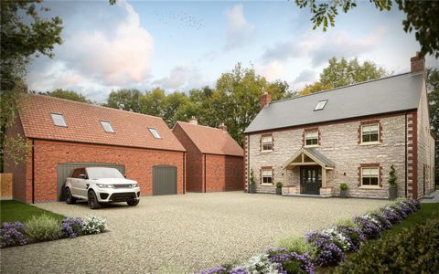 Located on the edge of the popular market town of Horncastle and within easy walking distance of the town centre, this is a rare and exciting opportunity to steer and shape how your new home will look. Plot 2 forms part of an exclusive and prestigiou...