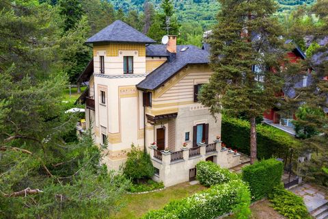 This luxurious portion of an independent villa is for sale in the heart of the ancient village of Bardonecchia, a popular skiing and nature destination in the Alta Val di Susa. An elegant Art Nouveau property, which dates back to 1900, consisting of ...
