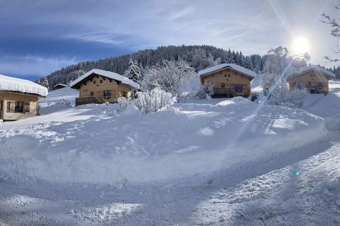 Mit der schönen Umgebung von Val d'Arly, zwischen dem Mont Blanc und Beaufortain, einem wunderschönen, ursprünglichen Alpengebiet (Notre Dame de Bellecombe, 1150 m), wird Ihnen ein einzigartiges Reiseziel geboten. Während des Winters können Sie Ihren...