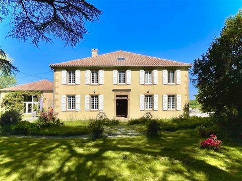 Exceptional Property in Margouët-Meymes (32290) - Panoramic View This exceptional house in Margouët-Meymes embodies the future of eco-friendly living. With its innovative design and cutting-edge technologies, it produces more electricity than it cons...