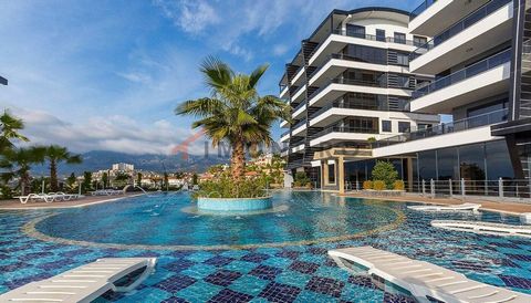 The apartment for sale is located in Mahmutlar. Mahmutlar is part of the region Alanya about 12 km east of Alanya's centre. Mahmutlar further belonged to the province of Antalya. This incredible region has much to offer. Such as the fortress of Alany...