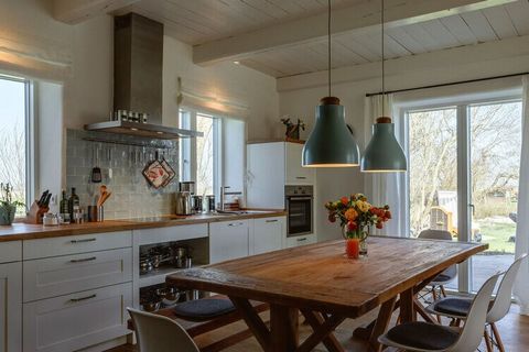 Het idyllische Huus Uelvesbüll ligt op een afgelegen locatie, niet ver van de Waddenzee met een prachtig uitzicht - kom aan en voel u thuis!