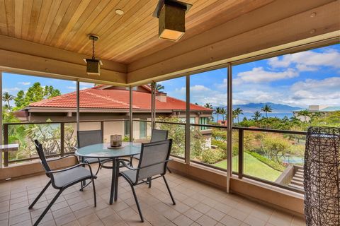 Wailea Point #2004 is a singularly magnificent villa overlooking the beautiful main pool pavilion with grand ocean views. Its excellent location is just steps to the many on-site amenities and Waileas famous oceanfront path. Vaulted ceilings with cus...