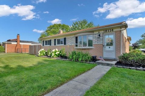 Discover the allure of this inviting 3-bedroom, 1.5-bathroom ranch-style home, designed with easy living in mind. Located in a serene neighborhood, this single-level home offers the perfect blend of comfort and practicality, ideal for those seeking t...