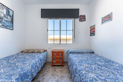 Bienvenue dans notre charmante retraite touristique à San José, Níjar, dans le magnifique parc national de Cabo deGata ! Notre maison de location est conçue pour vous offrir un séjour inoubliable avec tout le confort dont vous avez besoin. La maison ...