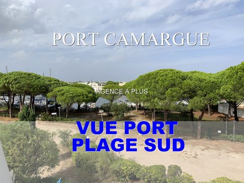 EN EXCLUSIVITÉ dans notre agence : Charmant studio dans une résidence sécurisée à 500m de la plage. Le bien est situé au 2ème avec vue port et jardin depuis une terrasse de 5.15 m2. Il est composé d'un séjour avec cuisine, salle d'eau avec WC. Vendu ...