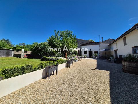 Maison de charme rénovée – 362 m² – 5 chambres – Piscine – Dépendance – Proche Surgères
