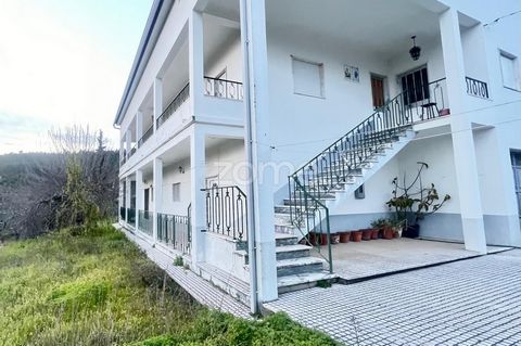Identificação do imóvel: ZMPT576237 6-Bedroom Villa in Brejas do Barco – Prime Location Near the Santa Luzia Dam We present this magnificent 6-bedroom villa located in Brejas do Barco, a unique location that combines tranquility, nature and accessibi...