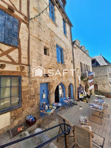 Immeuble avec local commercial et appartement T4