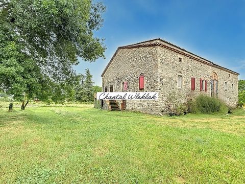 Maison à vendre à AUBENAS (07) - Terrain plat 5868 m² -