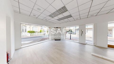 Commerce de 38 m², Axe passant sur angle de rue