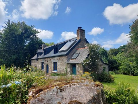 Charme de la pierre et calme de la campagne !