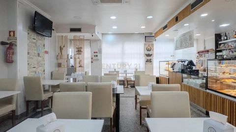 Oportunidade Única de Trespasse no Centro de Ermesinde! Procura um novo desafio empresarial? Apresentamos-lhe a oportunidade de adquirir um trespasse no coração de Ermesinde, com um espaço de 120 m² ideal para o seu negócio! Com fabrico próprio, este...