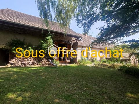 Côte Chalonnaise, magnifique Longère de 250 m2 plus dépendances.