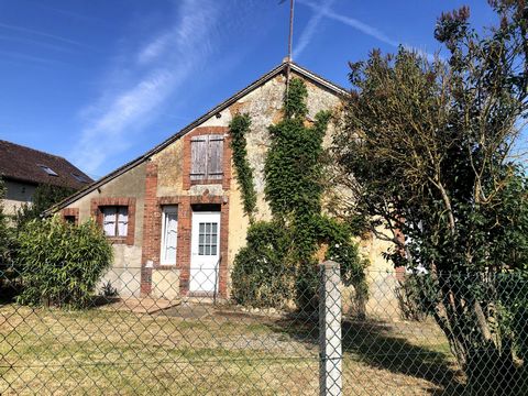 Petite Maison de village au calme fond impasse