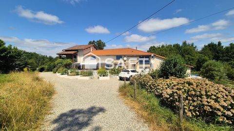 Ferme en permaculture avec Gîtes sur 19 hectares
