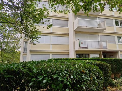 LE PLESSIS ROBINSON (92) La Boissière: appartement, 3 pièces, 68 m2