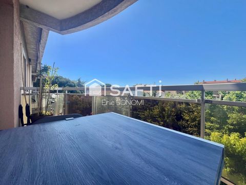 DUPLEX APPARTEMENT T4 FREJUS