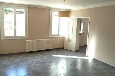 Maison de village idéalement située et rénovée !