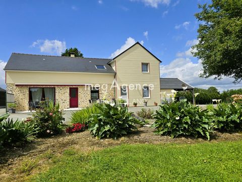 A 5 min d'EVRON : Longère rénovée avec charme et espace