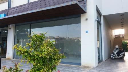 Sitia Ground floor with a basement store just 350meters from the sea. The ground floor is 75m2 with a large open plan area, a W.C toilet, A/C and an internal staircase leading to the basement. The basement store is also 75m2 and consists of a large o...