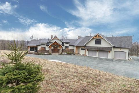 Your dream home awaits atop 6+/- partially wooded acres in the beautiful Laurel Highlands one hour from Pittsburgh and minutes from three Vail Resorts ski areas, state parks, and the Great Allegheny Bike Passage! Start living the adventurous outdoor ...