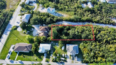 This Portion of Lot 2 Dundas Town is a great size and value and limited for the location. Hilltop lot measuring 18,000 square foot and overlooking the beautiful Sea of Abaco. Utilities are at the roadside, Town center is minutes away and the area is ...