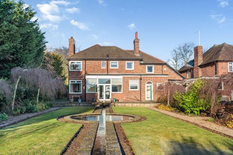 Set within grounds approaching 1/3 of an acre, enjoying privately enclosed south facing gardens; a delightful 1920’s family home which displays original period features and occupies one of the areas most sought after locations. The property offers sp...
