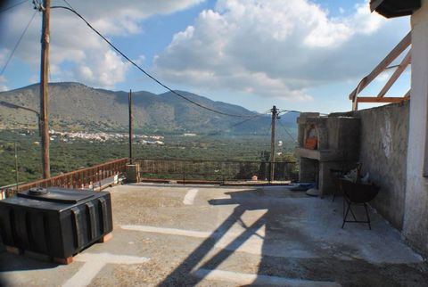 An old stone house for renovation located in an elevated position in the picturesque hillside village of Houmeriako, East Crete. The property enjoys wonderful views across the countryside of the Limnes valley and mountains. The ground floor comprises...