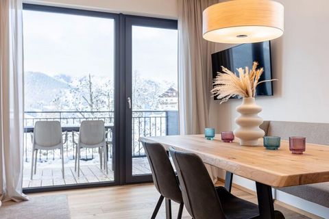 Apartament Tennengau rozpieszcza Cię wspaniałym widokiem na otaczający krajobraz górski, który można podziwiać z balkonu lub tarasu. Ponadto apartament posiada w pełni wyposażoną kuchnię i oferuje maksymalny komfort podczas pobytu w wakacyjnym region...