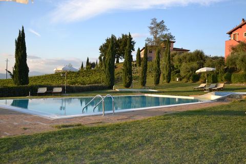Nestling in Cerreto Guidi in Tuscany, this 2-bedroom holiday home can entertain 5 people. Ideal for families and groups, it has a shared swimming pool to unwind after a tiring day. During your stay here, you can plan several excursions. You can visit...