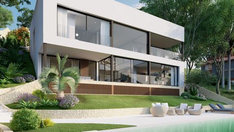 This project is located in a unique and quiet location in Costa d'en Blanes. The villa is spread over three floors. The second floor offers an exceptional entrance and three large bedrooms. One of them is the bright master bedroom, which has a privat...