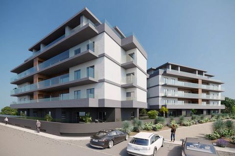 Apartamento T2 de 136m2, situado em empreendimento novo em construção final em Alverca constituído por excelentes apartamentos (de T1 a T4). Com acabamentos premium e áreas amplas, sem esquecer os fáceis acessos às principais vias rodoviárias e à ópt...
