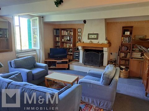 M M IMMOBILIER Quillan - estate agents in the Pays Cathare in Southern France – are pleased to present a bright 3 bedroom village house of approx. 100m² habitable space with a small garden of 50m², located a few minutes drive from Quillan and its ame...
