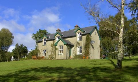 Stunning 4 Bed House For Sale in Templenoe County Kerry Ireland Esales Property ID: es5553867 Property Location Cappanacush East, Greenane, Kienmare, Co. Kerry V93K5W8 BER: D2 Property Details With its glorious natural scenery, excellent climate, wel...
