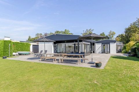 Spend some time in the nice villa located directly on the Veerse Meer with its jetty. The villa is ideal for a vacation with family or friends. Spend some time in the garden admiring the beautiful views or close the day with a drink of your choice at...