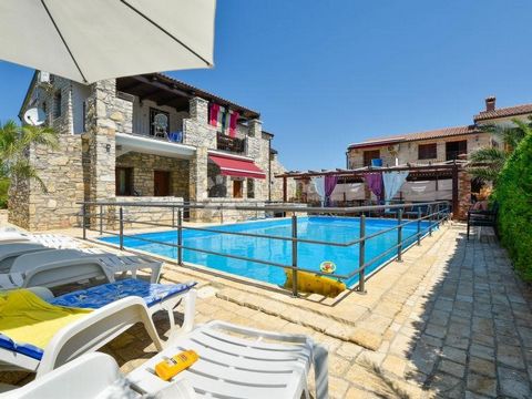 ID CODE: 13481 Dora Radujko Agent s licencom Mob: 091/956-5822 Tel: ... E-mail: ... ... />Features: - SwimmingPool - Garden - Balcony - Parking - Terrace - Barbecue