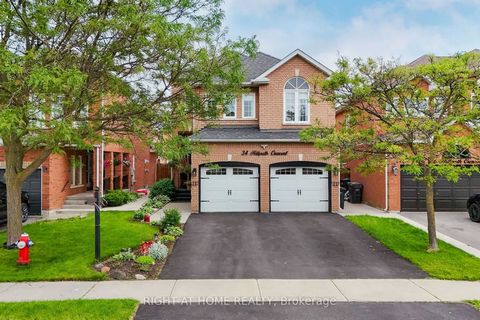 Gorgeous Home Located On The Edge Of The Brampton And Caledon Border. This Home Features A Stunning Rare Open Concept Layout With High Ceilings. Exterior Pot Lights And Address Signage Illuminates The Front And Side. This Meticulously Maintained Home...