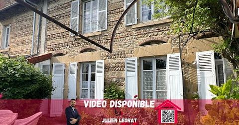 Découvrez le Charme Rustique de Saint-Jean de Bournay - Visitez Notre Vidéo YouTube (Team Julien Leorat) ?? Plongez dans le cadre pittoresque de Saint-Jean de Bournay avec cette splendide maison de village, où le charme historique rencontre le potent...