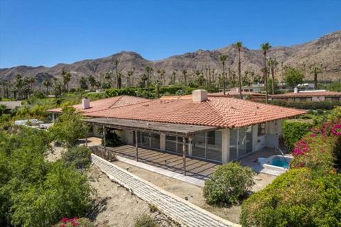 Welcome to 40270 Paseo Del Rey, an expansive mid-century residence brimming with potential. Boasting three spacious bedrooms, all with ensuite. Positioned near the peak of Thunderbird Villas, this home offers breathtaking mountain views from every an...