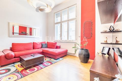 Zagreb, center, Boškovićeva street, excellent two bedroom apartment on the 1st floor of a quality building. The apartment has a total area of 91.35 m2 and consists of an entrance hall, a kitchen with access to a balcony, a living room with a dining r...