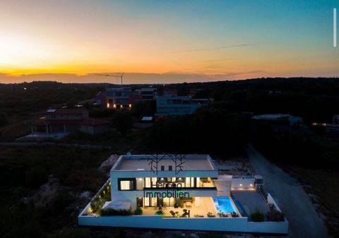 Luxury Real Estate Investment in Medulin - A Dream Location Investment Medulin, a picturesque coastal town in Croatia known for its beautiful beaches and the crystal-clear waters of the Adriatic Sea, offers a unique opportunity: a luxury investment p...