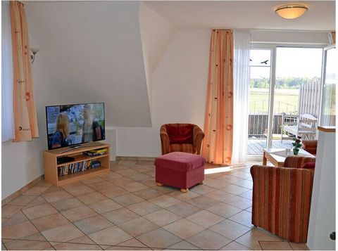 Appartement de vacances avec 2 chambres à coucher, jusqu'à 4 personnes, lave-linge, WiFi, à environ 400 m de la plage de sable de la mer Baltique, balcon avec vue sur la verdure, idéal pour les familles